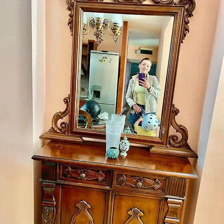 Апартаменты Flowing Place